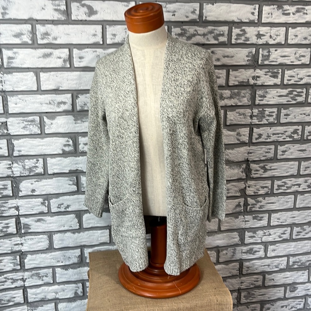 Hipster Row Cream & Grey a marbled cardigan, Size L NWOT